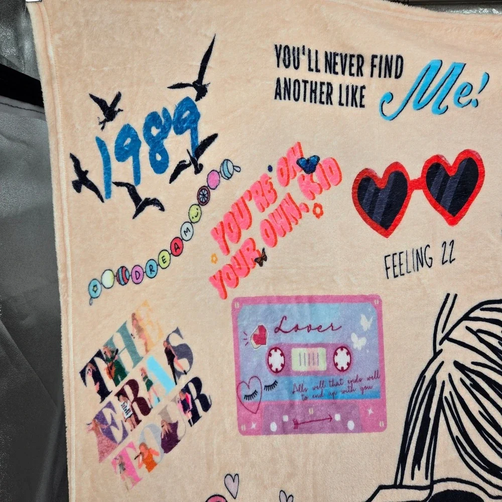 The Unbranded Brand taylor swift